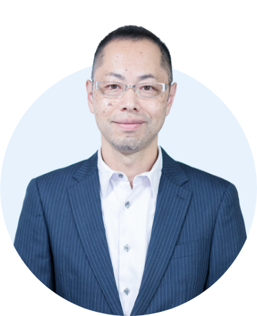 S.H.　2000年度入社